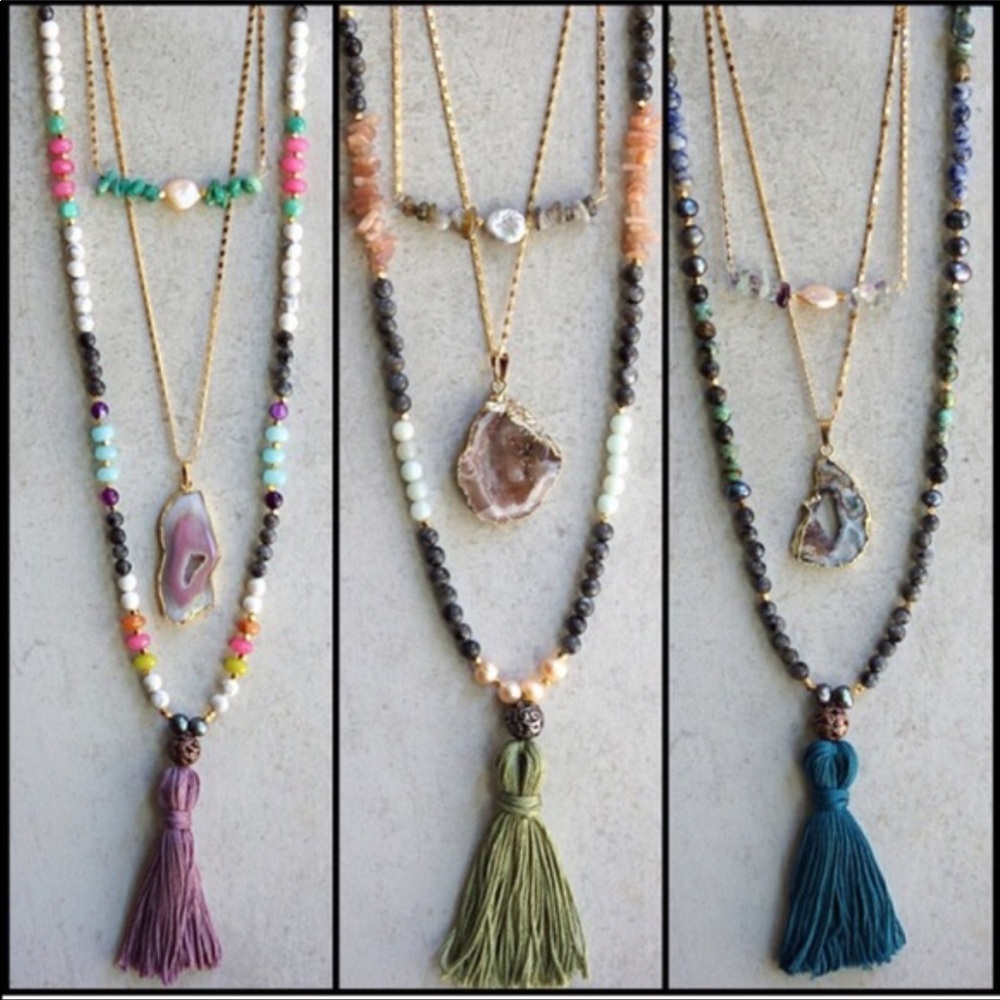 SALE Function & Fringe crystal seed pearl necklace - Picture 4 of 6